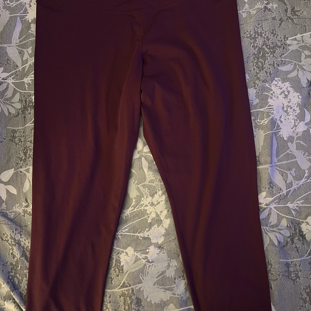 GAP Women's Deep Burgundy Leggings